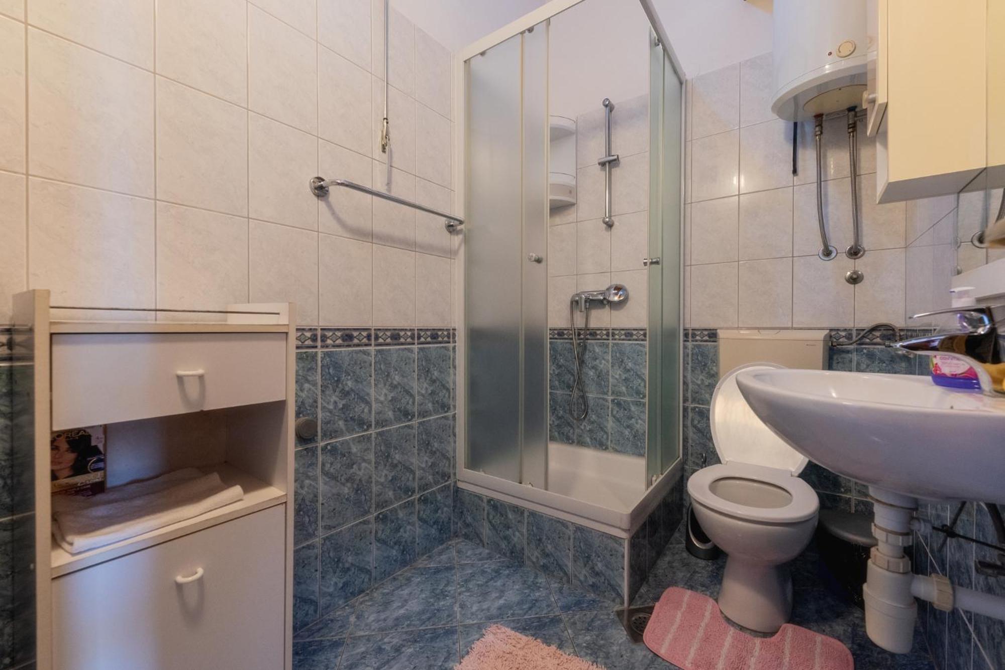Perica Apartment And Perica Room With Separate Entrance Zadar Exterior photo